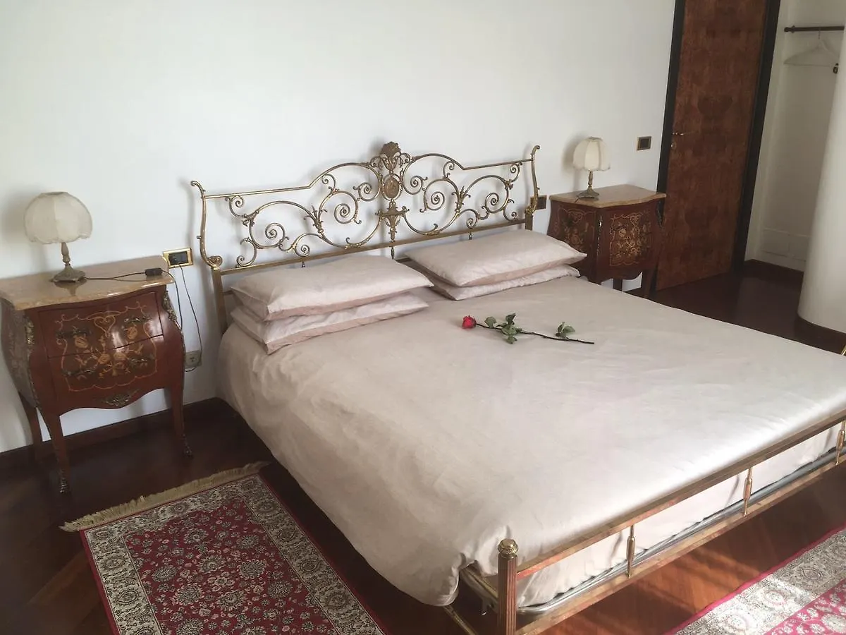 Villa Puccini Bed & Breakfast Lecco