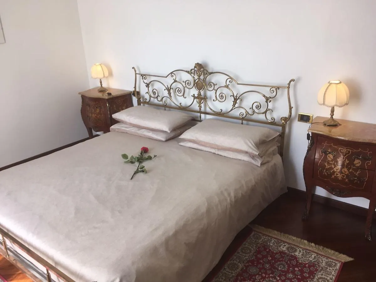 ***  Villa Puccini Bed & Breakfast Lecco Włochy