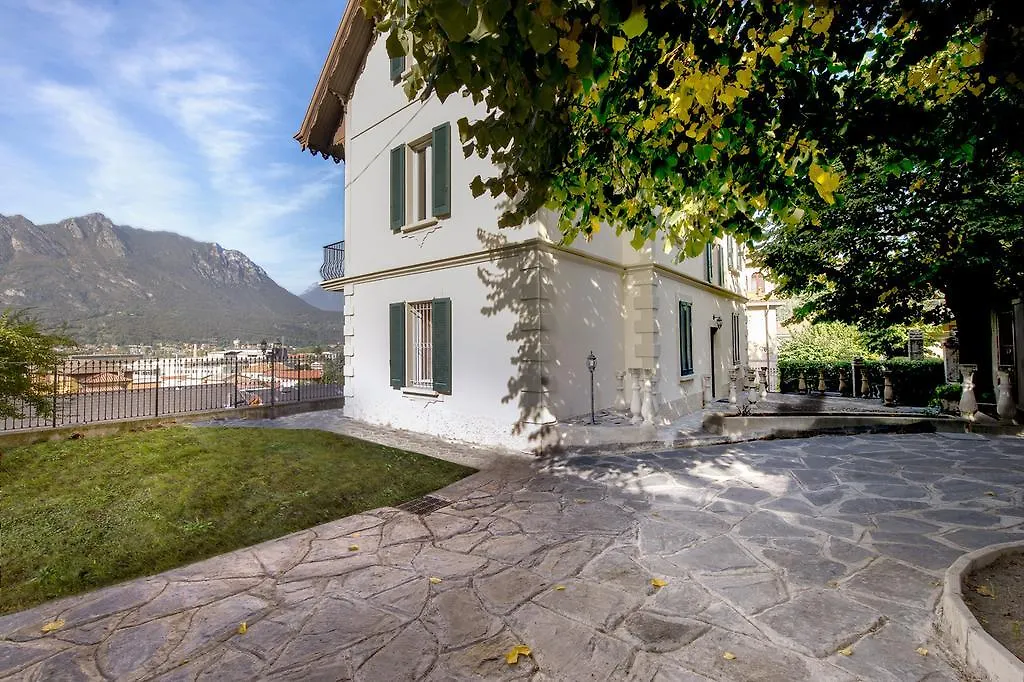 Villa Puccini Bed & Breakfast Lecco 3*,